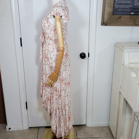 Olivaceous Pink Cottagecore Whimsical High-Low Flutter Sleeve Floral Dress Small - Picture 6 of 12